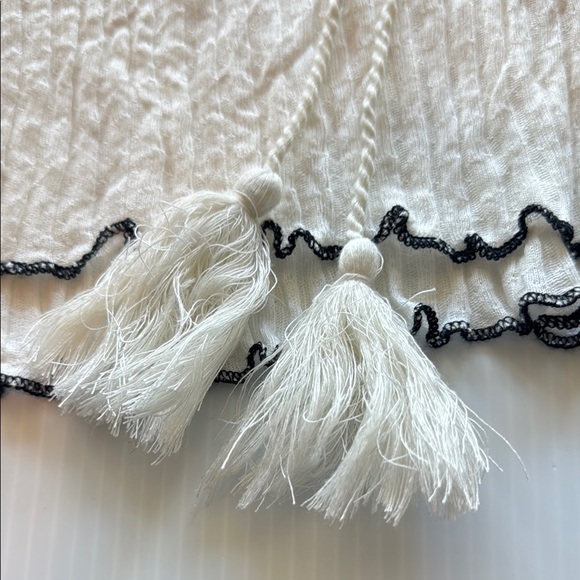 Free People Sarafina White with Black Embroidery Top - size Medium - Picture 3 of 7